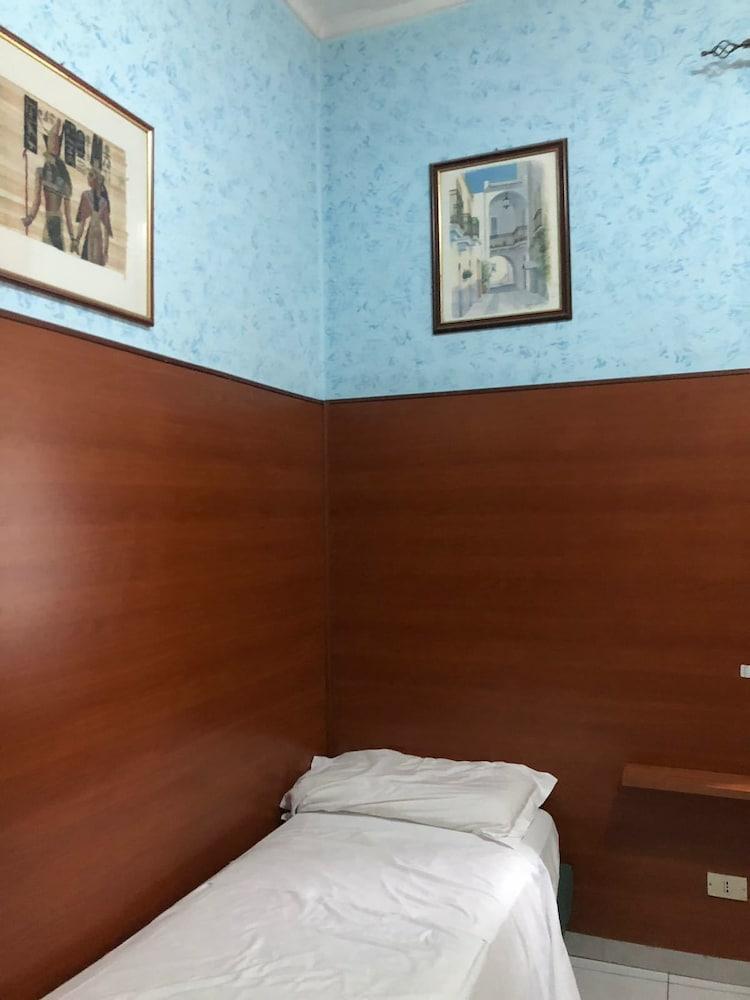 Don Chisciotte Hotel Turin Bagian luar foto